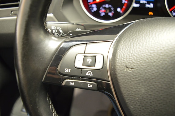 Volkswagen Tiguan 29 of 30