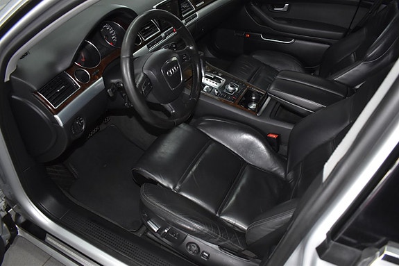 Audi A8 4 of 5
