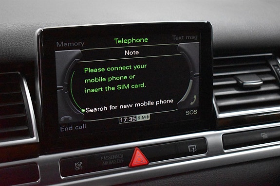Audi A8 9 of 18