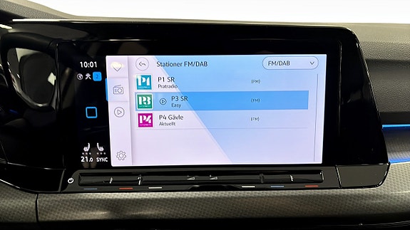 Volkswagen Golf Alltrack 9 of 12