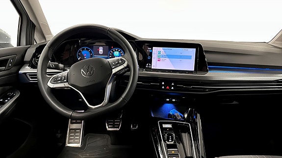 Volkswagen Golf Alltrack 10 of 12