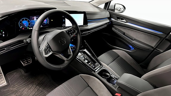 Volkswagen Golf Alltrack 7 of 12