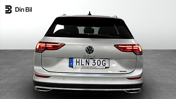 Volkswagen Golf Alltrack 5 of 12