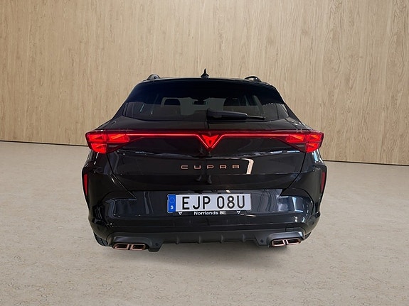 Cupra Formentor e-HYBRID 9 of 12