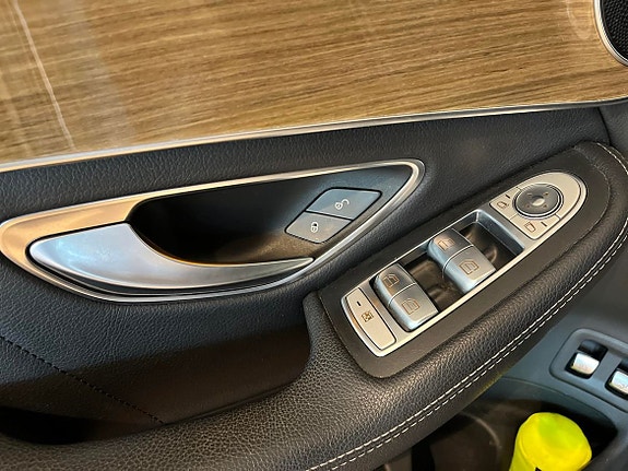 Mercedes-Benz GLC250 d 19 of 28