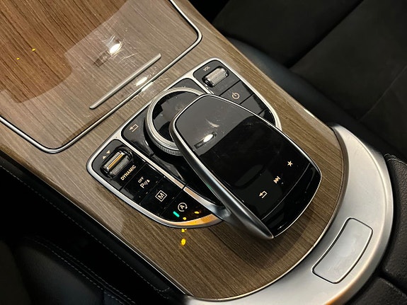 Mercedes-Benz GLC250 d 23 of 28