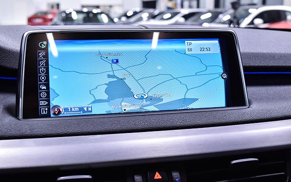 BMW X5 15 of 26