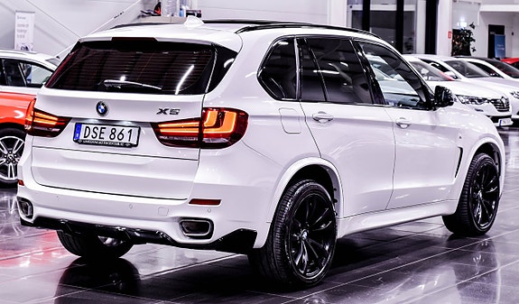 BMW X5 8 of 26