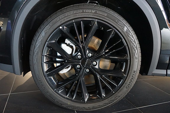 Lynk & Co 01 9 of 9