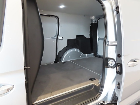 Volkswagen Caddy Maxi 10 of 20