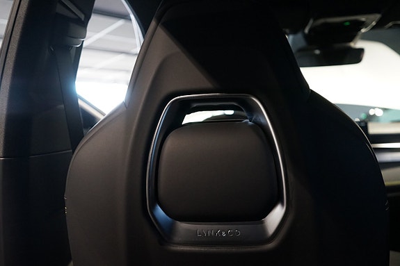 Lynk & Co 01 6 of 11