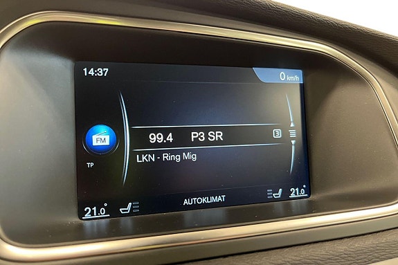 Volvo V40 15 of 21