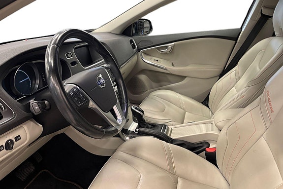 Volvo V40 11 of 21