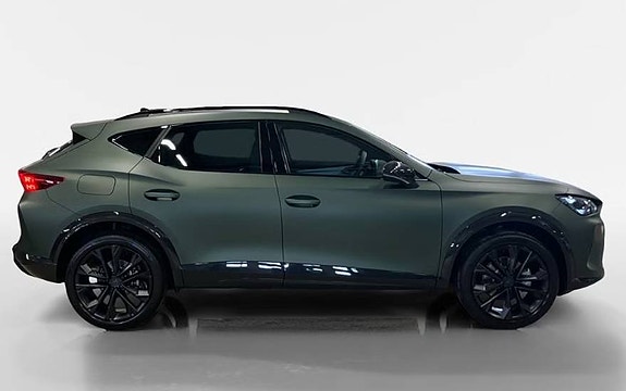 Cupra Formentor e-HYBRID 2 of 5