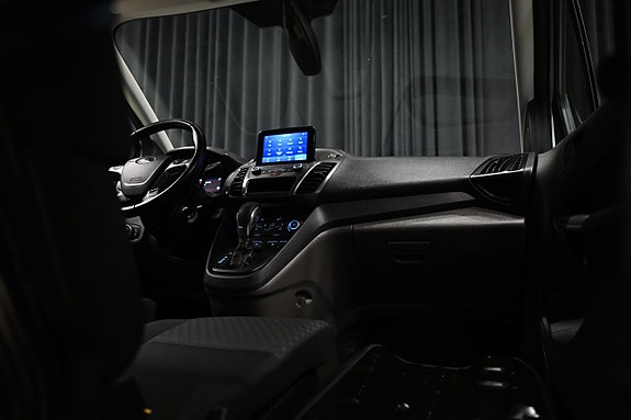 Ford Transit Connect 8 of 25