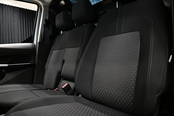 Ford Transit Connect 15 of 25