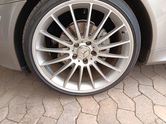 Mercedes-Benz SLK200 3 of 5