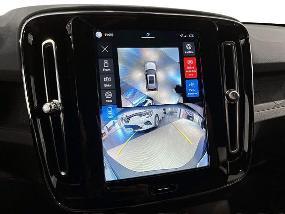 Volvo EX40 19 of 19
