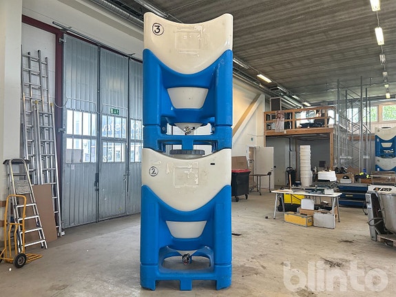 Product image 2 of 18