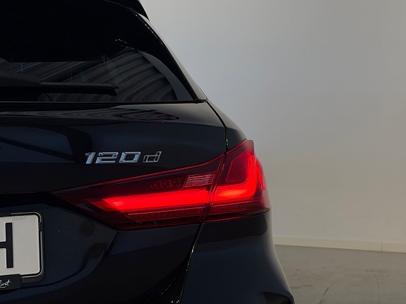 BMW 120d 5 of 5