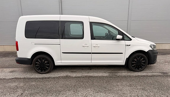 Volkswagen Caddy Maxi 3 of 5