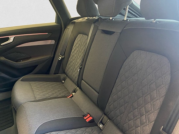 Audi A6 11 of 14