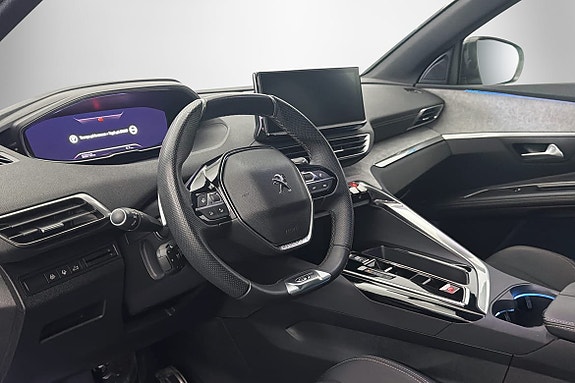Peugeot 5008 4 of 5