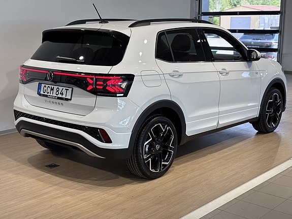 Volkswagen T-Cross 4 of 19