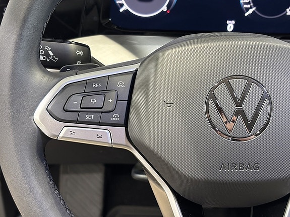 Volkswagen Golf I 11 of 17