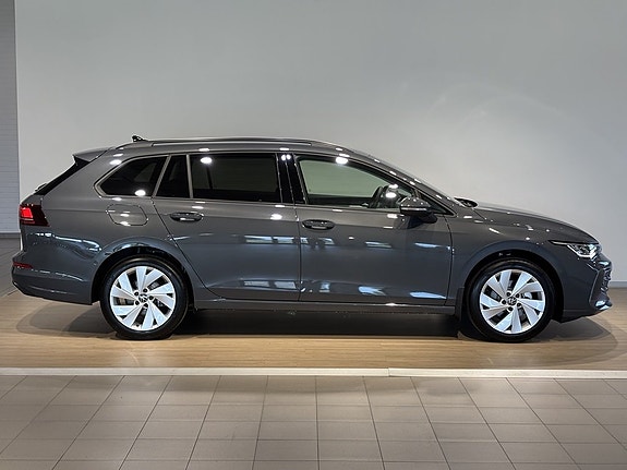 Volkswagen Golf I 3 of 5