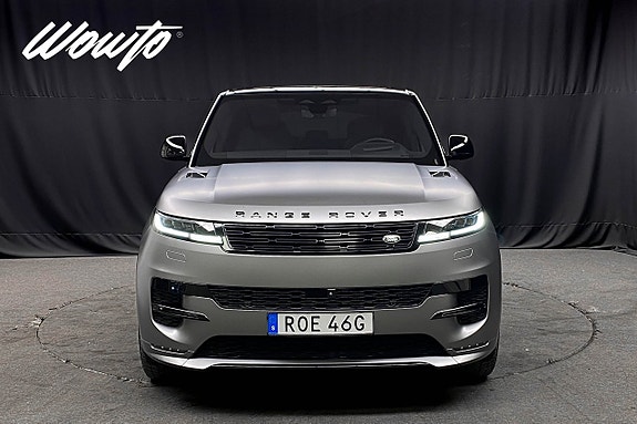 Land Rover Range Rover Sport 2 of 5