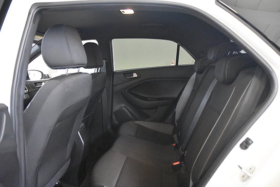 Hyundai i20 13 of 14