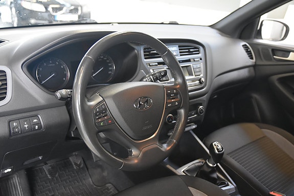 Hyundai i20 6 of 14