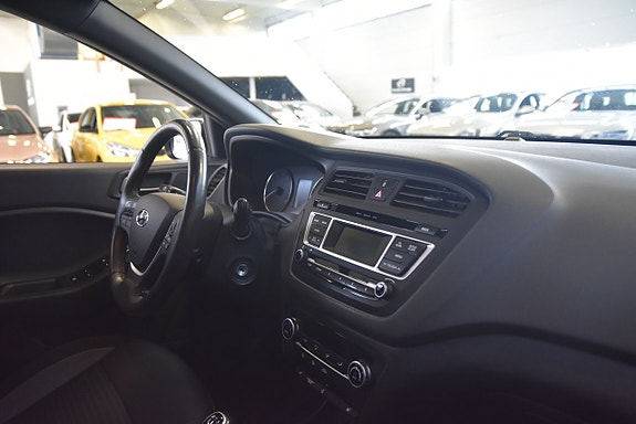 Hyundai i20 9 of 14