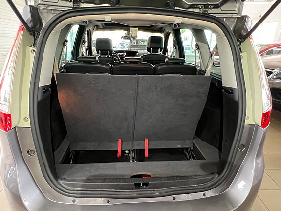 Renault Grand Scenic III 12 of 16