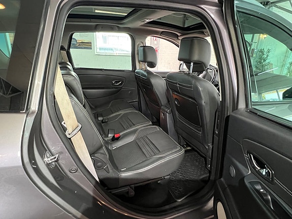 Renault Grand Scenic III 10 of 16