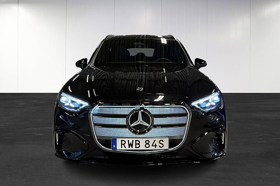Mercedes-Benz GLC400 5 of 5