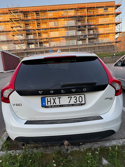 Volvo V60 3 of 13