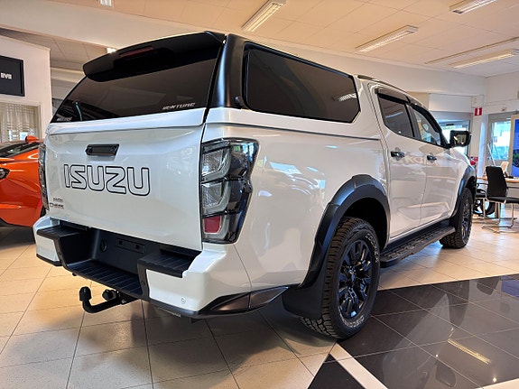 Isuzu D-max 4 of 5