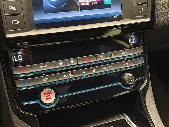 Jaguar XE 28 of 29