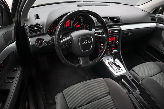Audi A4 8 of 24