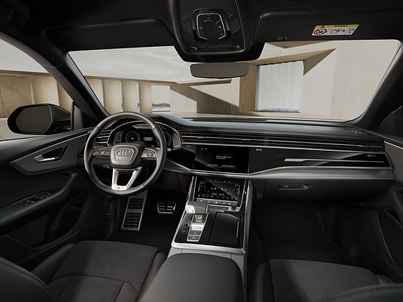 Audi Q8 2 of 10