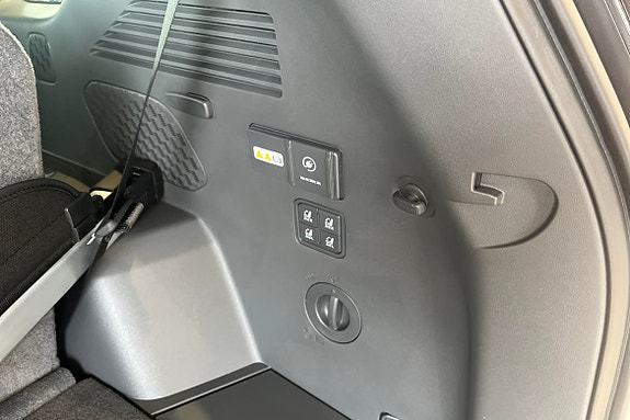 Kia EV9 13 of 18