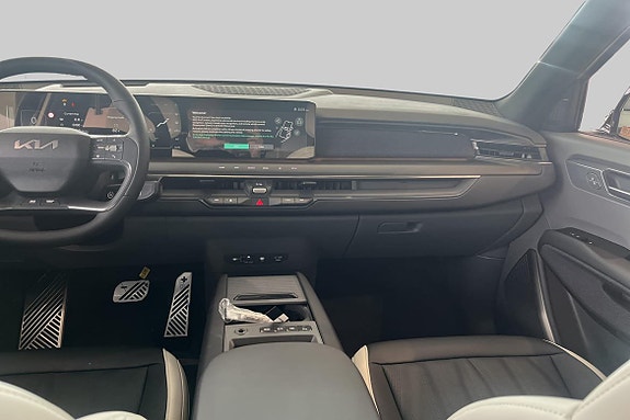 Kia EV9 10 of 18