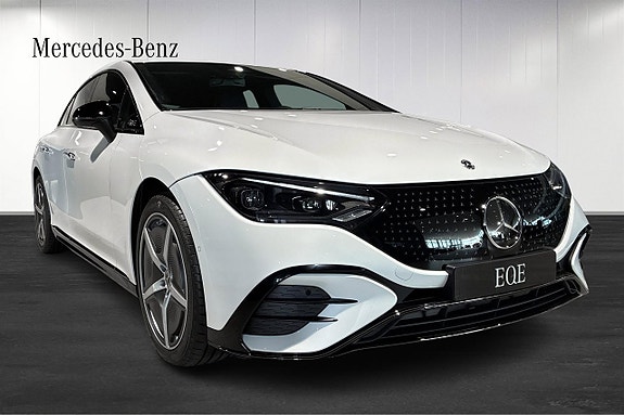Mercedes-Benz EQE350+ 2 of 14