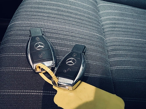 Mercedes-Benz B180 23 of 23