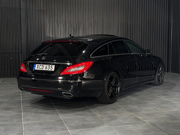 Mercedes-Benz CLS250 4 of 24