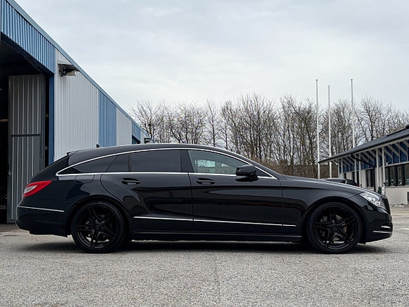 Mercedes-Benz CLS250 4 of 15