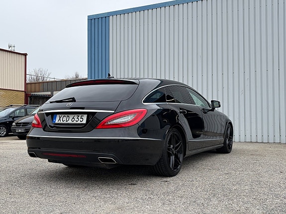 Mercedes-Benz CLS250 5 of 15