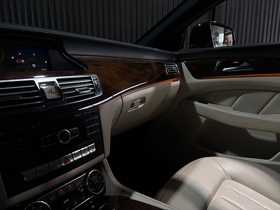 Mercedes-Benz CLS250 17 of 24